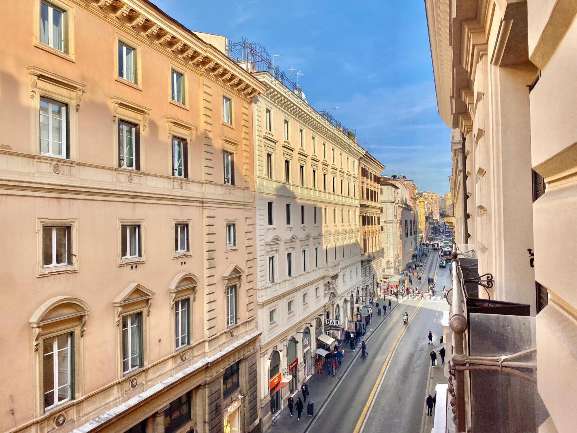 Arcasuite Tritone Luxury Rome Bagian luar foto