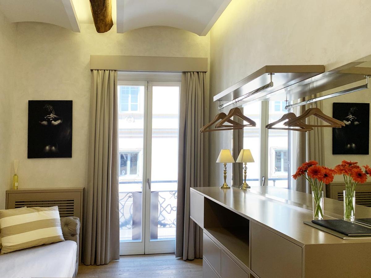Arcasuite Tritone Luxury Rome Bagian luar foto